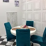 Amonia House