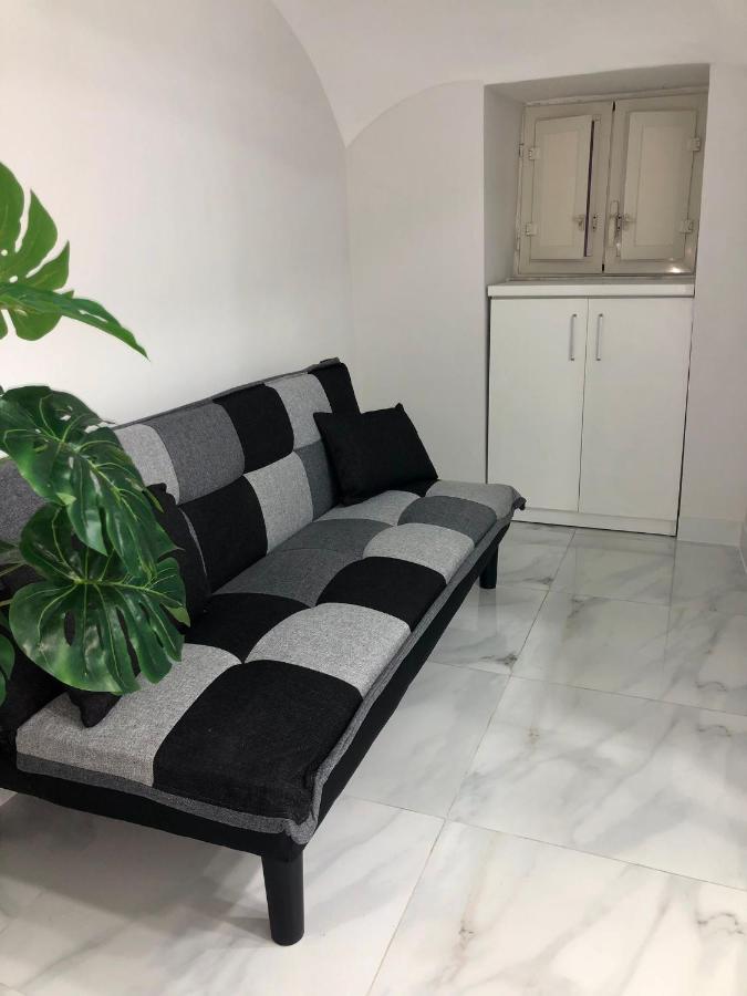 Amonia House * Napoli